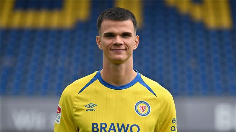 Schock nach Pokal-Aus: Braunschweig-Profi erneut verletzt Der nächste Rückschlag für Frederik Jäkel.