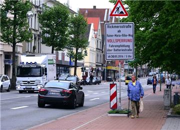 Die Planer rechnen aber damit, dass der Verkehr über die Van-Heukelum-Straße und die Batteriestraße fließen wird