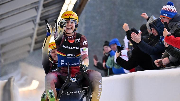 Vize-Weltmeisterin Fräbel rodelt in Pyeongchang auf Podest Jessica Degenhardt und Cheyenne Rosenthal aus Deutschland holen in Pyeongchang ihren ersten Saisonsieg im Weltcup.