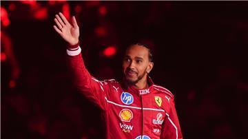  Lewis Hamilton: „... hält mich aber nicht auf.“