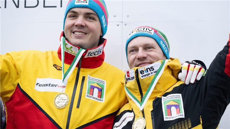Nächster Friedrich-Sieg mit neuem Anschieber Simon Wulff (l) und Francesco Friedrich haben auch das zweite Rennen in Sigulda gewonnen.
