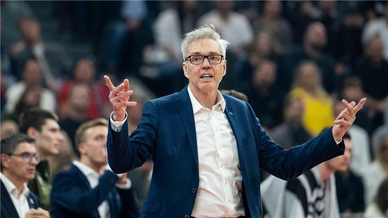 Bayern-Basketballer verlieren Spitzenspiel in Euroleague Trainer Gordon Herbert verlor mit den Bayern im Topspiel bei der AS Monaco.