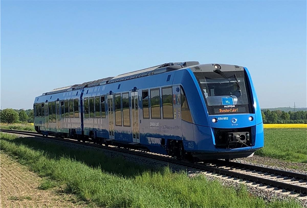 Cuxland: Vorbereitung auf Wasserstoffzug 14 Triebwagen vom Typ Coradia iLint der Firma Alstom hat die LNVG bestellt.