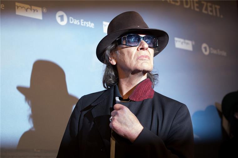 15 neue Songs stellt Udo Lindenberg auf seinem Album "Stärker als die Zeit" vor.