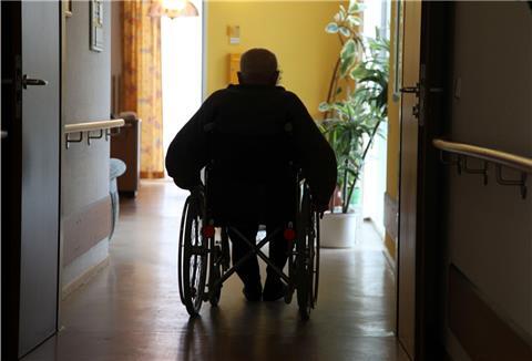 16 Bewohner und ein Mitarbeiter sind im Haus Sandvoß in Elsfleth positiv auf das Coronavirus getestet worden.