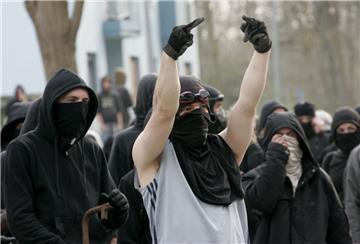 2. Politischer Extremismus (68 Prozent, plus 19 Prozent).