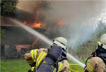 20 Einsatzkräfte waren bei dem Brand im Eckernfeld beteiligt.