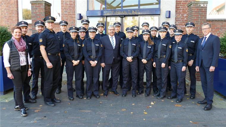 20 neue Polizisten haben in Bremerhaven ihren Dienst aufgenommen.