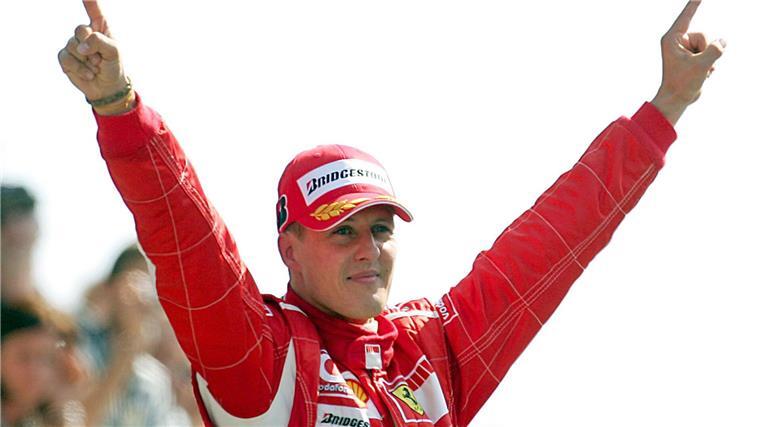 Schumachers letzter Ferrari wird versteigert 2006 fährt Michael Schumacher seine letzte Saison für Ferrari, jetzt wird sein rotes Rennauto aus der WM-Saison 2006 wird versteigert.