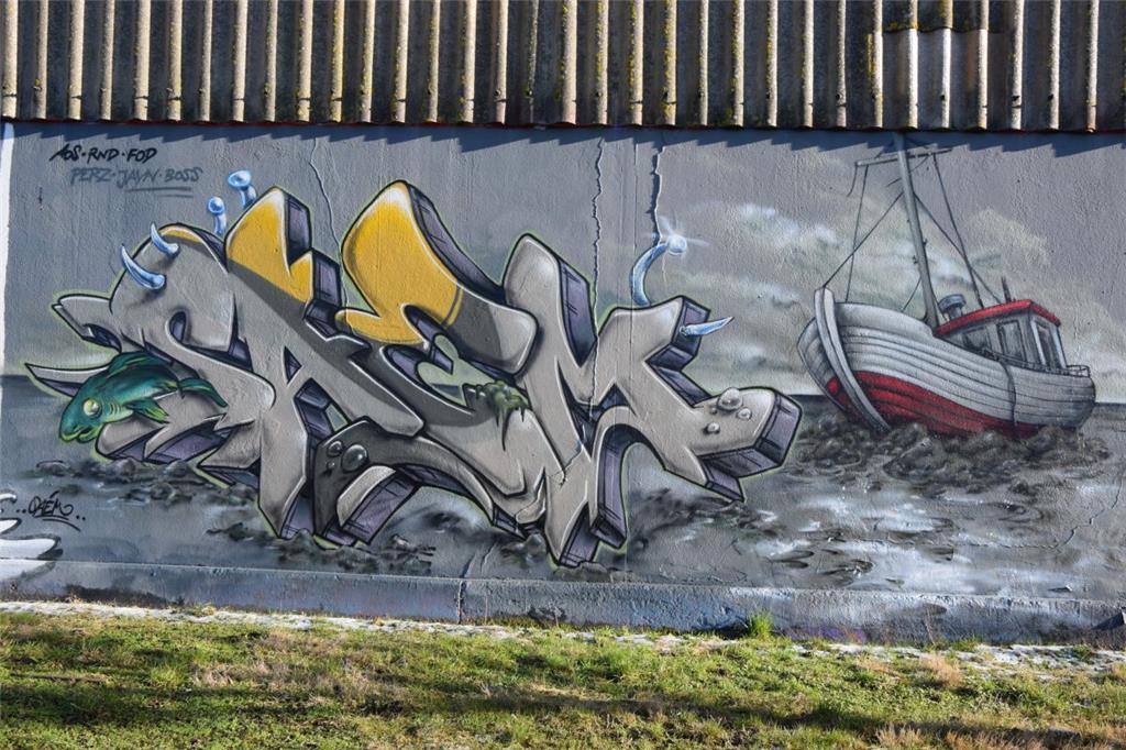 400 Meter feinste Graffitikunst ist an der Oststraße im Fischereihafen zu sehen....