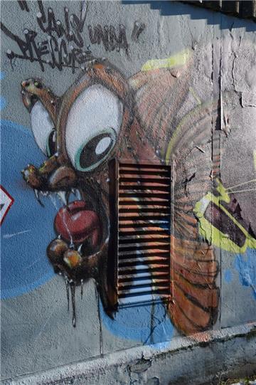 400 Meter feinste Graffitikunst ist an der Oststraße im Fischereihafen zu sehen....