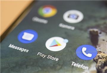 77 schädliche Android-Apps wurden im Google Play Store entdeckt und gelöscht. Die Malware Anatsa greift Banken und Kryptoplattformen weltweit an.