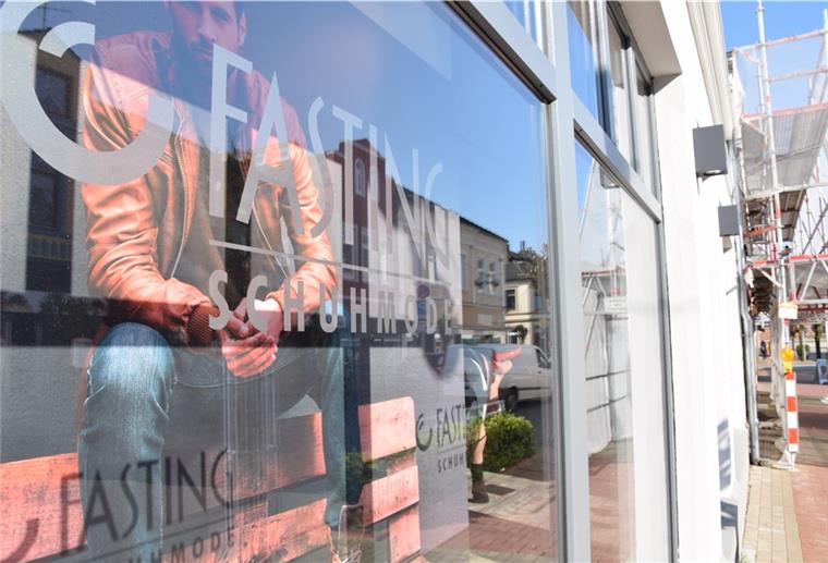 Ab dem 1. April ist die Postagentur im Schuhaus Fasting untergebracht.
