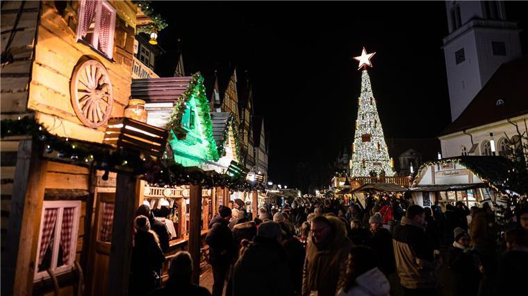 Ab dem 25. November können Besucher des Celler Weihnachtsmarktes in Weihnachtsstimmung kommen. (Archivbild)