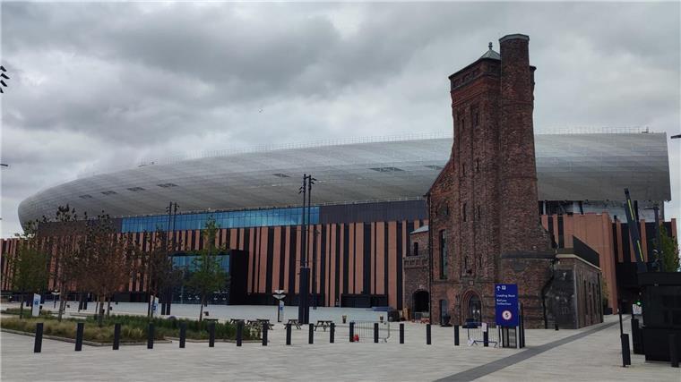 Ab der nächsten Saison spielt der FC Everton im Bramley Moore. Das Stadion steht in den alten Docks direkt am River Mersey.
