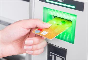 Ab Juli stellt Anbieter Mastercard das Maestro-Zahlungssystem ein.
