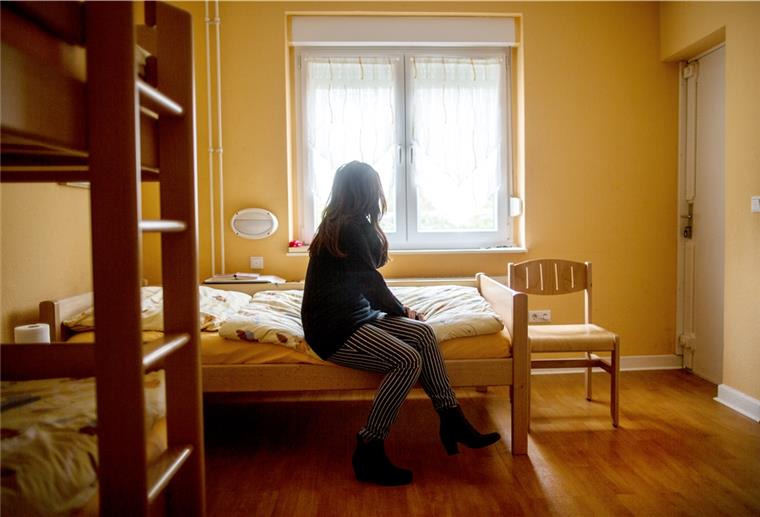 Kreise Wesermarsch und Ammerland: Neues Frauenhaus Ab sofort steht das neue Frauenhaus Schutzsuchenden offen.