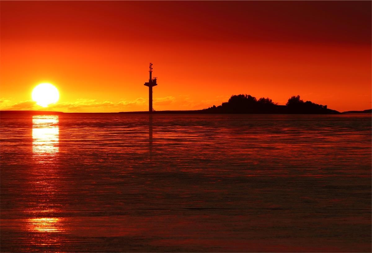 Langlütjen I in rotes Licht getaucht Abendstimmung im Weserwatt.