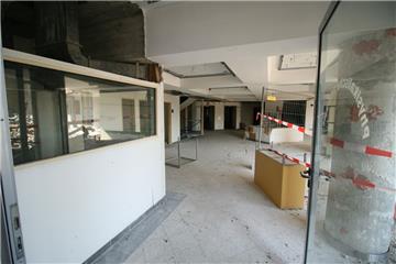 Abrissarbeiten am alten Nordenhamer Krankenhaus. Foto: Lorenz