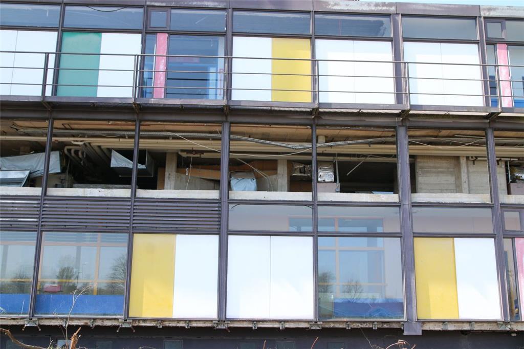 Abrissarbeiten am alten Nordenhamer Krankenhaus. Foto: Lorenz