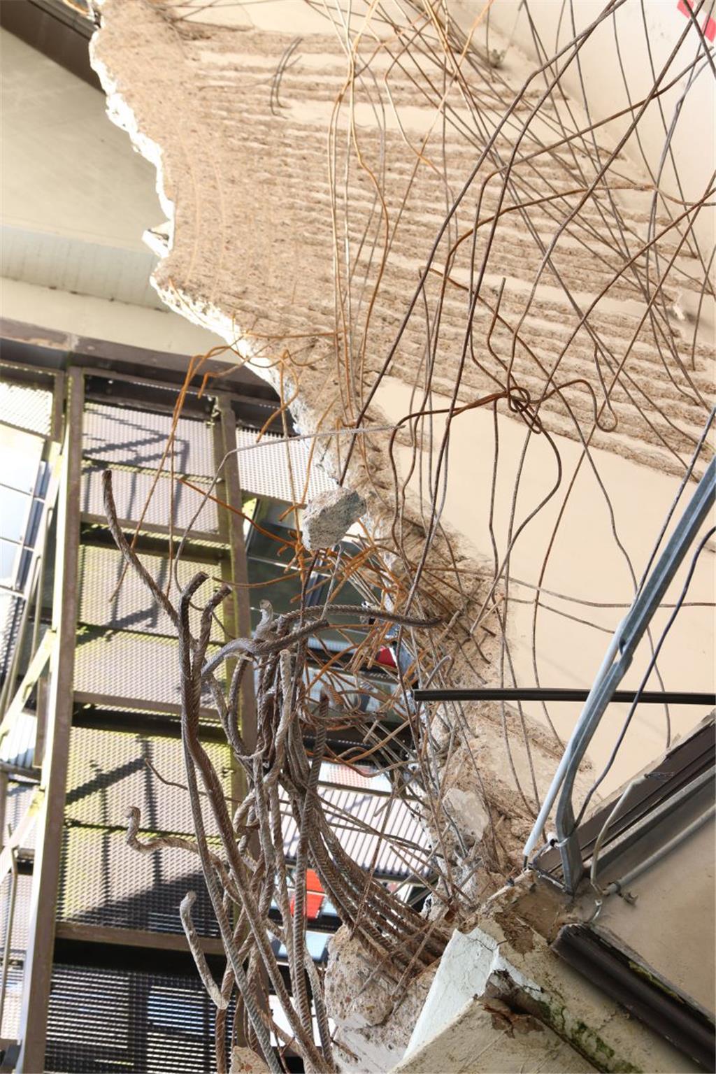 Abrissarbeiten am alten Nordenhamer Krankenhaus. Foto: Lorenz