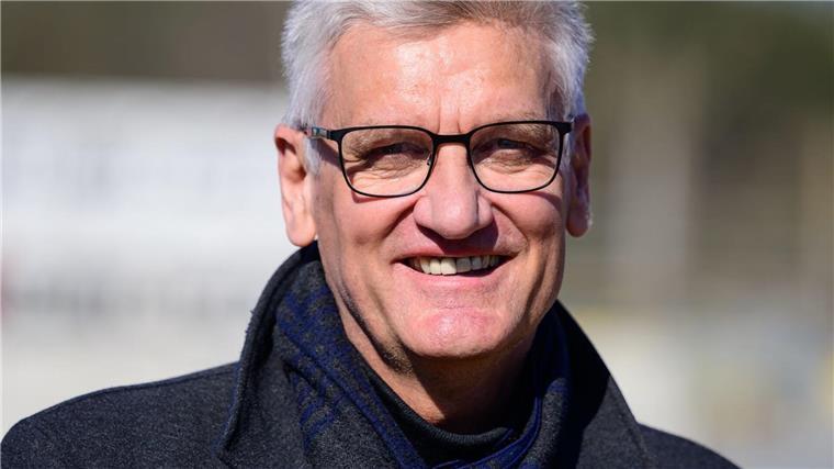 Heidekreis-Klinikum soll medizinische Kompetenzen bündeln Achim Rogge, Geschäftsführer des Heidekreis-Klinikums, freut sich über den Fortschritt.