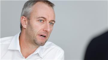 Adam Baker verlässt Audi.