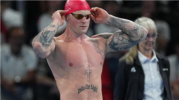 Adam Peaty ist positiv auf das Coronavirus getestet worden.
