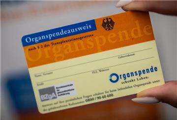 Ein Organspendeausweis, aufgenommen im Gesundheitsministerium.
