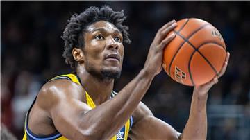 Alba-Center David McCormack muss mit seinem Team eine Niederlage hinnehmen.
