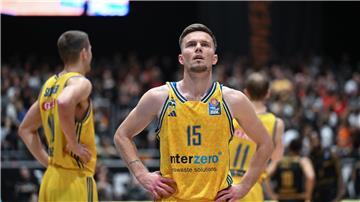 Alba-Kapitän Martin Hermannsson zeigte in Barcelona eine starke Partie.