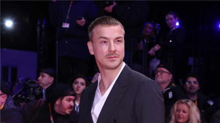 Albrecht Schuch auf der Berlinale Eröffnung. (Foto Archiv)
