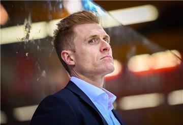 Alexander Sulzer, Trainer der Fischtown Pinguins, steht mit seiner Mannschaft unter Druck.