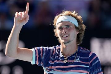 Alexander Zverev feiert nach seinem Sieg.