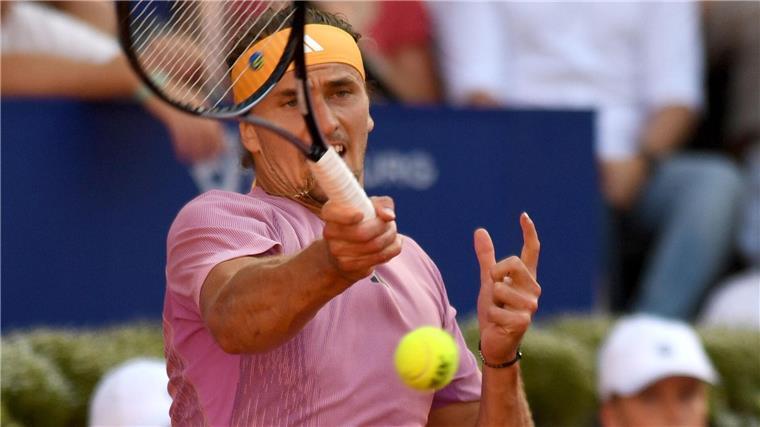 Alexander Zverev ist erneut in das Finale in Hamburg gestürmt.