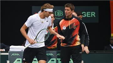 Alexander Zverev (links) steht Davis-Cup-Kapitän Michael Kohlmann in der Gruppenphase nicht zur Verfügung. (Archivbild)