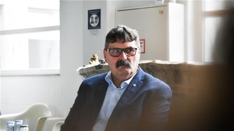 Halverson wird (vorerst) kein Pinguin Prey
