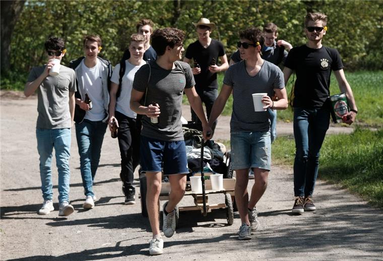 Alkoholisierte Vatertags-Ausflügler haben am Donnerstag in der Region für einige Polizeieinsätze gesorgt. 