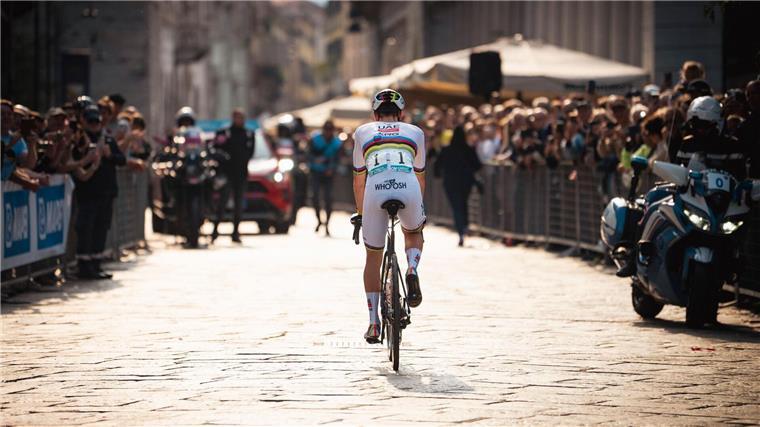 Coppi-Rekord geknackt: Pogacar gewinnt Lombardei-Rundfahrt Alle Augen waren auf Weltmeister Tadej Pogacar gerichtet.