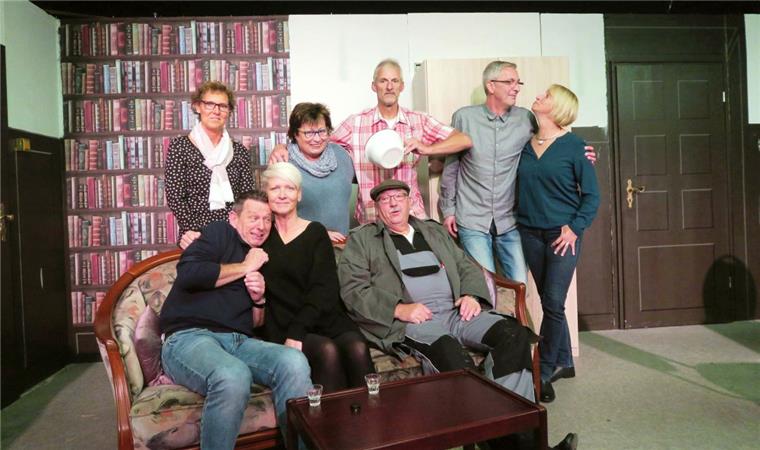 „Alles bloß Theoter“ heißt das neue Stück der Abbuser Spoaßmoaker. Der Vorverkauf hat bereits begonnen. Tickets gibt es in der Gaststätte Butjadinger Tor.