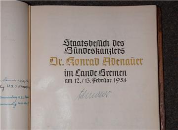 Alt-Bundeskanzler Konrad Adenauer hat sich 1954 verewigt