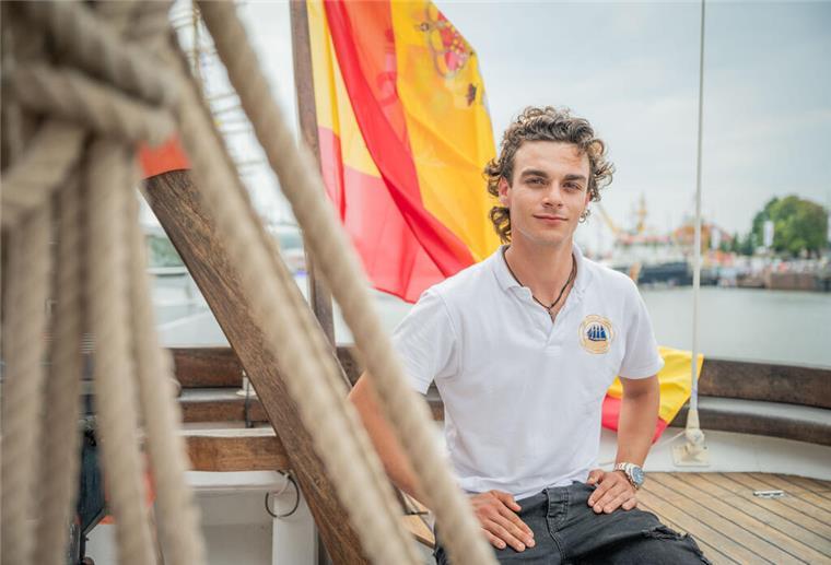 Maritime Menschen sind schöne Menschen - das beweist unsere Bildergalerie Alvaro Beriz