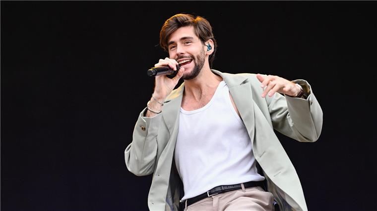 Exotische Sounds und persönliche Einblicke von Alvaro Soler Alvaro Soler gibt sich auf seinem vierten Album persönlich und experimentell.