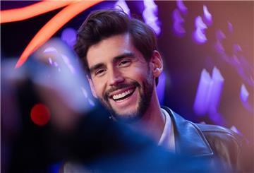 Alvaro Soler wird zum ersten Mal Vater.
