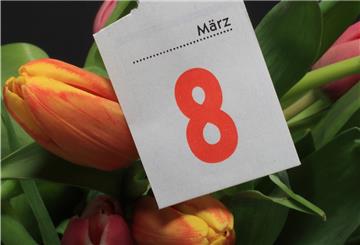 Am 8. März ist Weltfrauentag. Foto: Jens Wolf/dpa