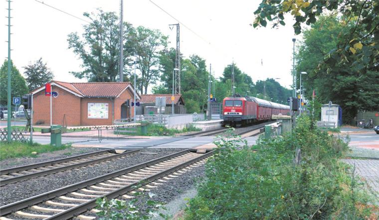 Lunestedt: Zweiter Ticketautomat am Bahnhof muss her Am Bahnhof in Lunestedt muss ein zweiter Ticketautomat her. Einen Antrag hat der Beverstedter Gemeinderat auf den Weg gebracht.