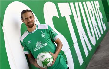 Am Dienstag beim Blitzturnier in Bremerhaven stehen die Chance gut,  Martin Harnik, Neuzugang bei Werder Bremen, aus kurzer Distanz zu erleben.