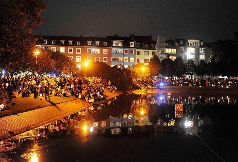 Am Freitag, 22. September, findet der große Laternenumzug statt. Treffpunkt ist um 19 Uhr am Konrad-Adenauer-Platz.