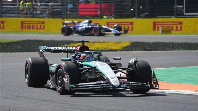 Bereit fürs nächste Kapitel der Silberpfeile Am Freitag durfte Andrea Kimi Antonelli den aktuellen Mercedes fahren.