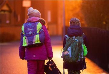 Am Freitag findet im Landkreis Cuxhaven in den Schulen wieder Unterricht statt.